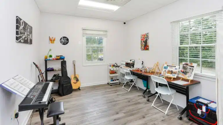 art room rolling hills recovery